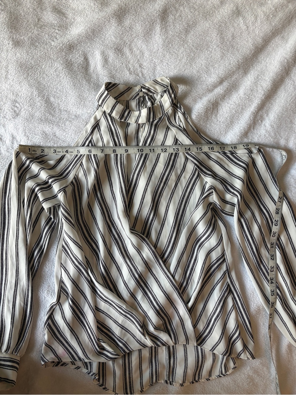 Lush Striped Blouse - Picture 7 of 15